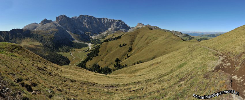 073 Panoramica alle nostre spalle.jpg